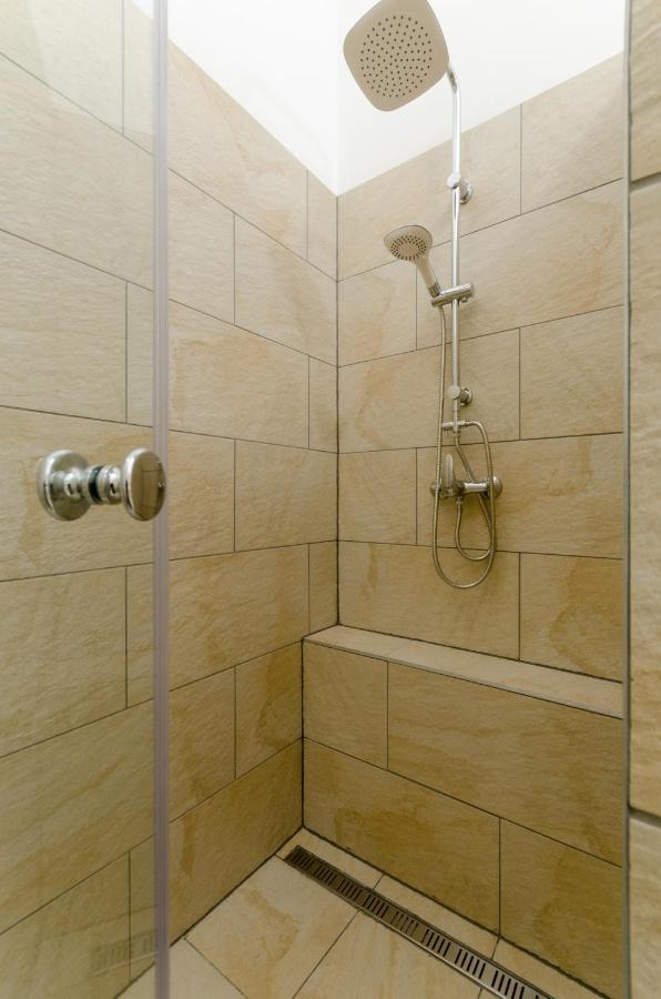 Appartement Deluxe In Party District. Ak2b