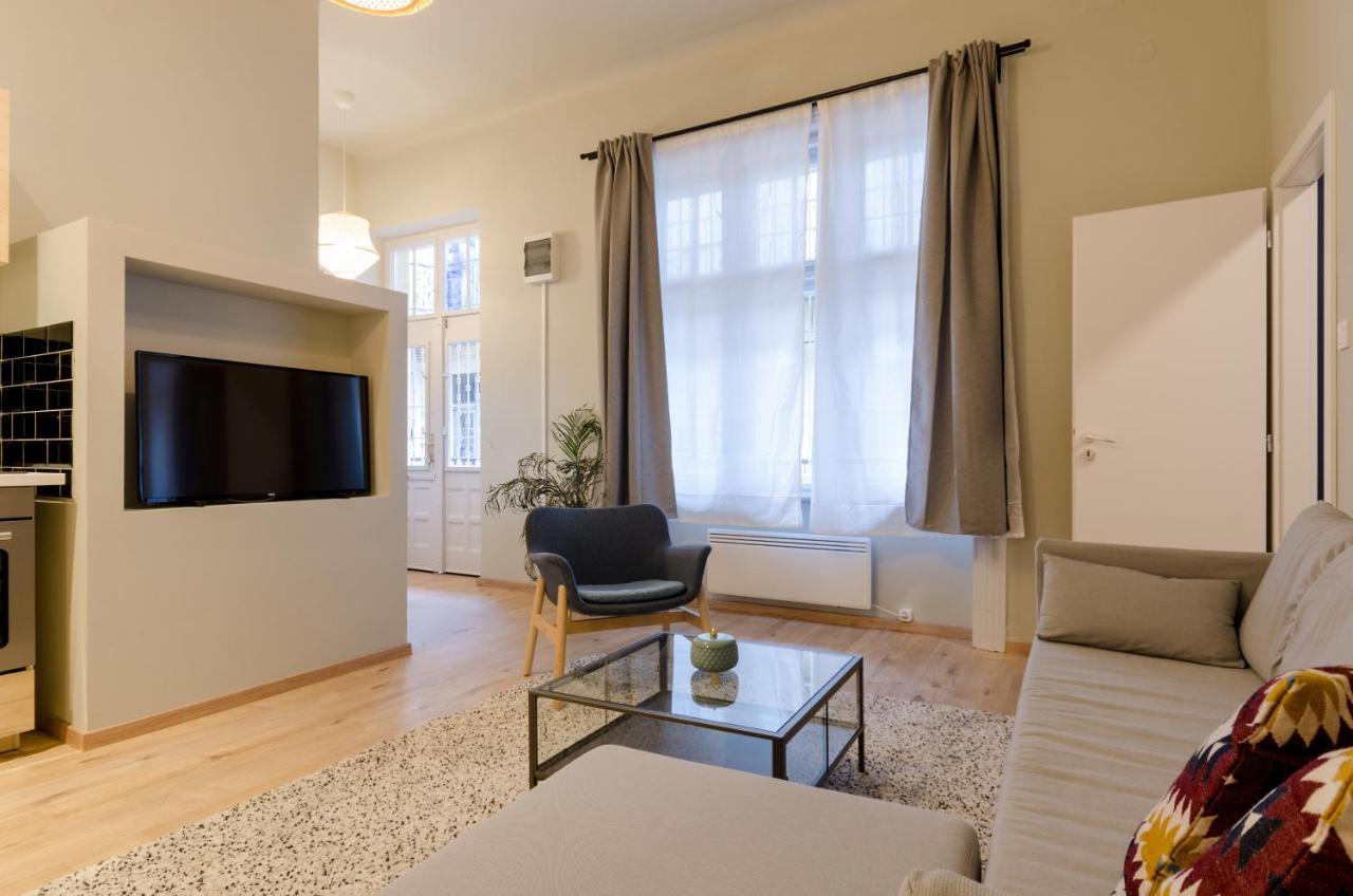 Deluxe In Party District. Ak2b Apartament *